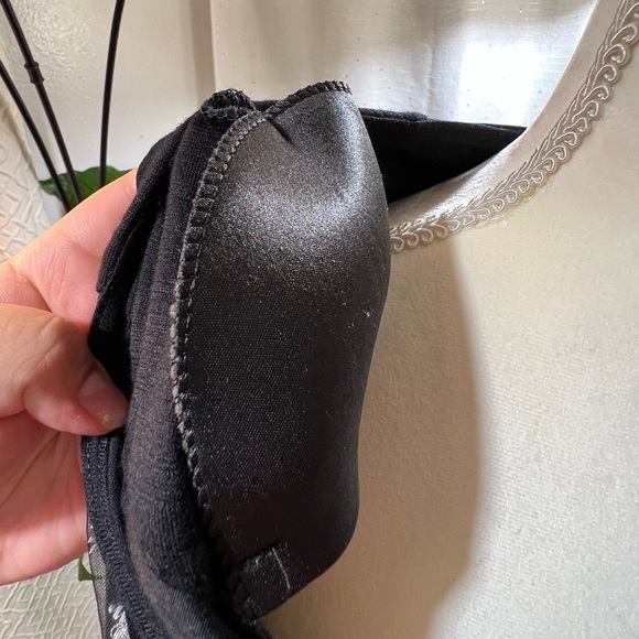 - Embroidered Mesh Peplum Top - Picture 11 of 12